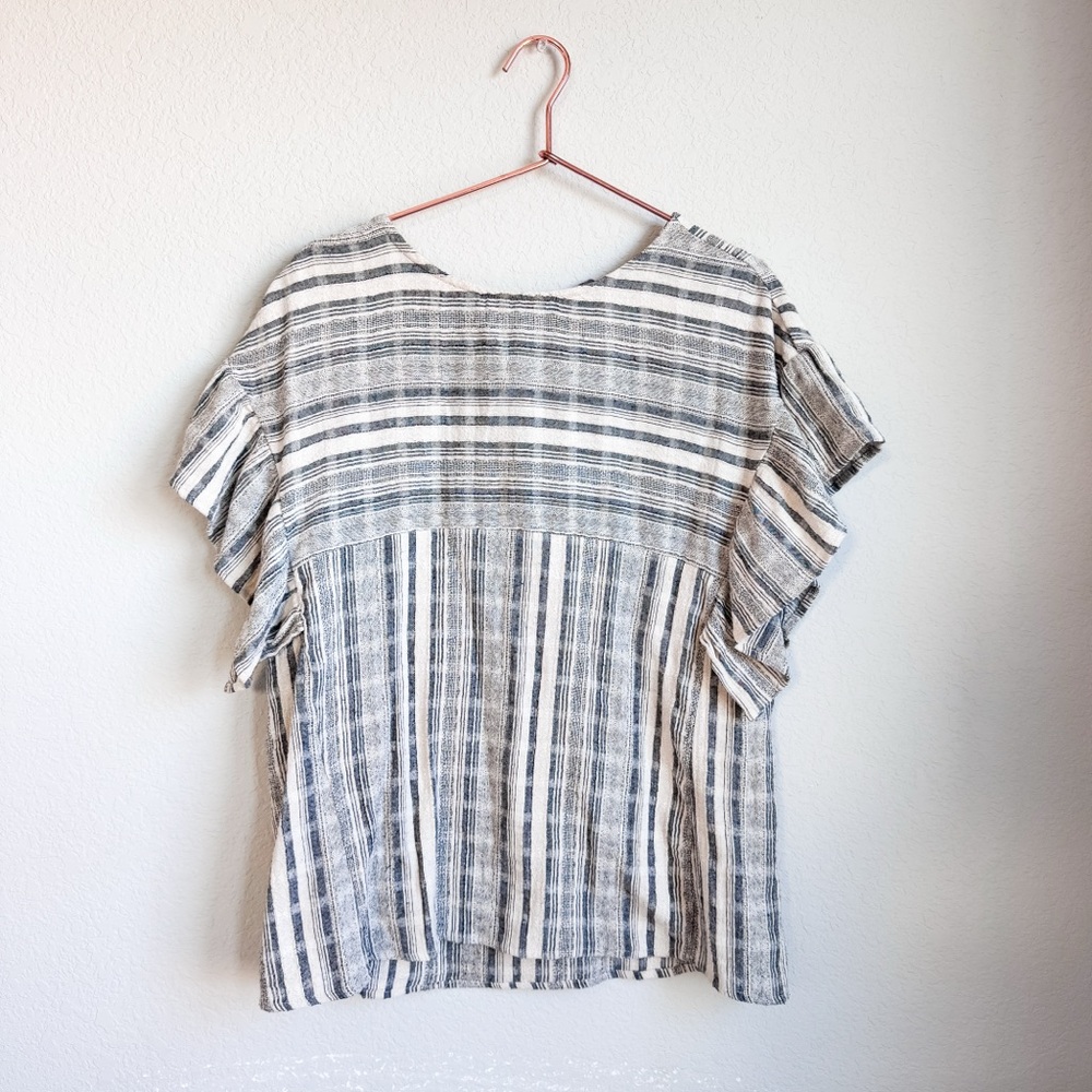 Doe & Rae Gray Blue Striped Cotton Ruffle Sleeve Top M